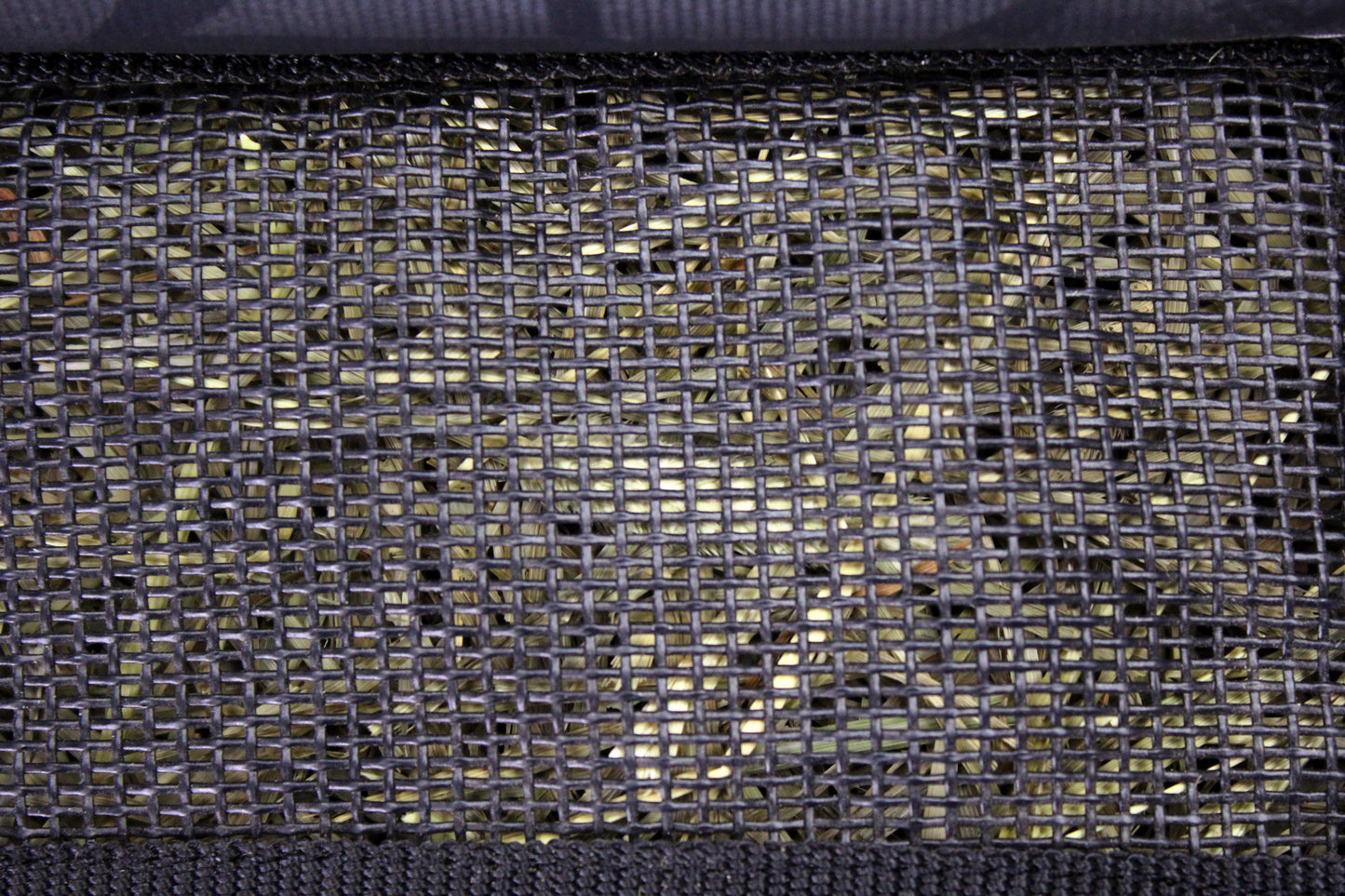 Heavy-duty nylon hay bale bag for horses and livestock